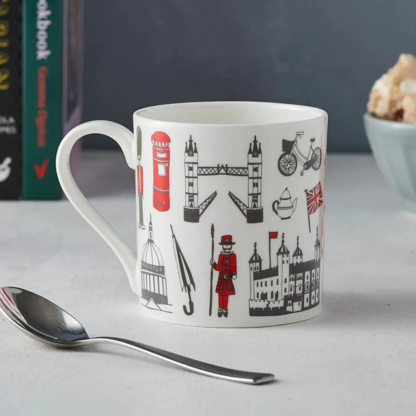 big_smoke_london_mug_by_victoria_eggs_1.webp Cheap Big Smoke London Mug by Mugs | London Gifts